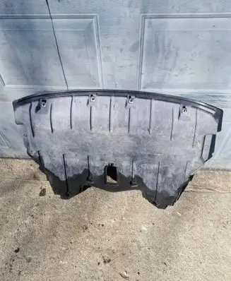 BMW X5 E70 Engine splash shield/under tray 51757158385 14917311 7158385