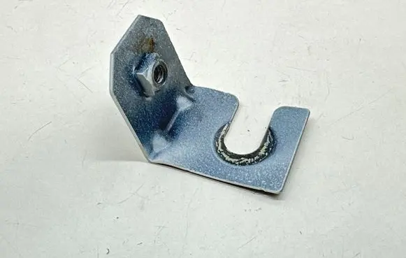 Jaguar XE Fender mounting bracket 