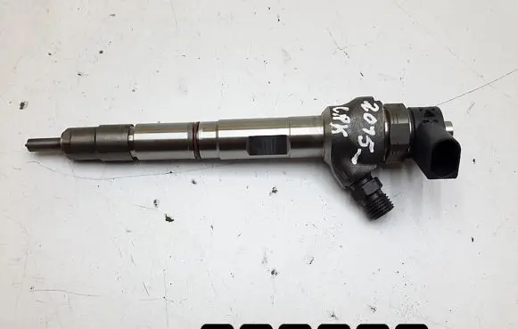 Audi A3 S3 8V Fuel injector