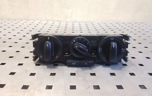 Seat Toledo IV (NH) Climate control unit 6JA820045A
