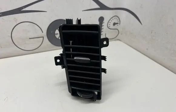 Mercedes-Benz Sprinter W906 Dashboard side air vent grill/cover trim A9068301754