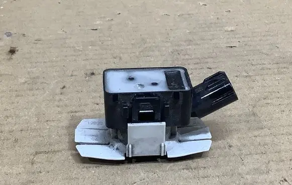 Lexus ES VII XZ10 Parking PDC sensor 8934133220 1885000901