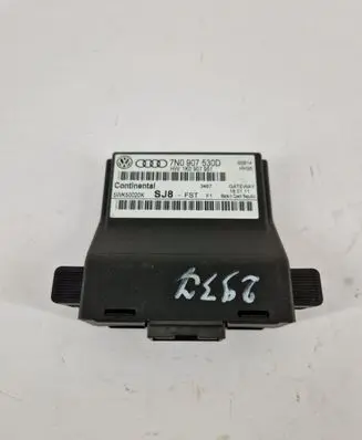 Volkswagen Touran II Door control unit/module 7N0907530D