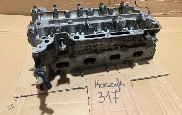 Opel Astra J Engine head 55562229