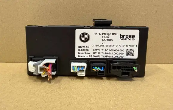 BMW 5 G60 G61 Tailgate/trunk control unit/module 5A74B09
