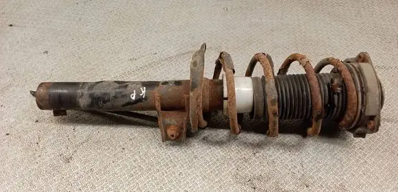Volkswagen Jetta V Front shock absorber with coil spring 