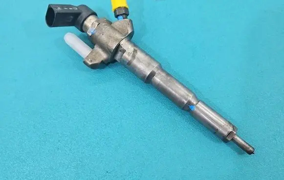 Opel Movano B Fuel injector 166000372R IMPRK1535475