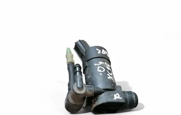 Volvo XC90 Windscreen/windshield washer pump