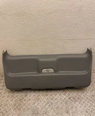 Dodge Durango II Tailgate trim 5hm91trmae 1039400AB