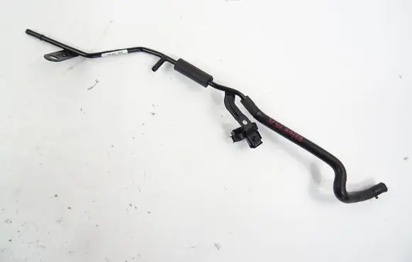 Volkswagen PASSAT B8 Engine coolant pipe/hose 5Q0121449A