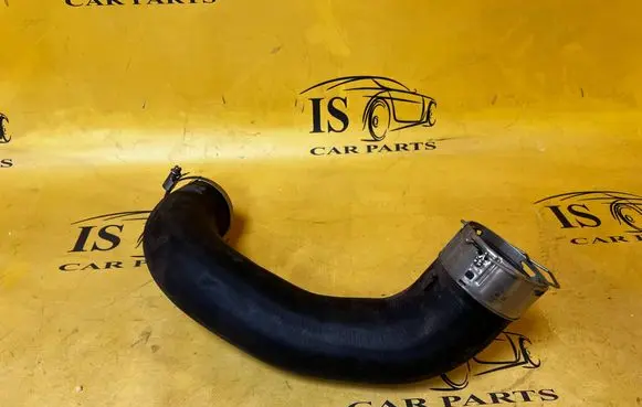 Ford Bronco Intercooler hose/pipe MB3G6F073FB