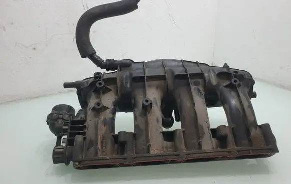 Audi A5 Sportback 8TA Intake manifold 06133185