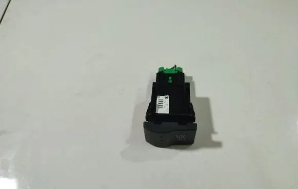 Mazda 3 I Traction control (ASR) switch 03750300