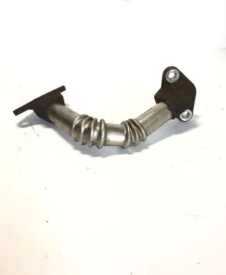Coolant pipe/hose
