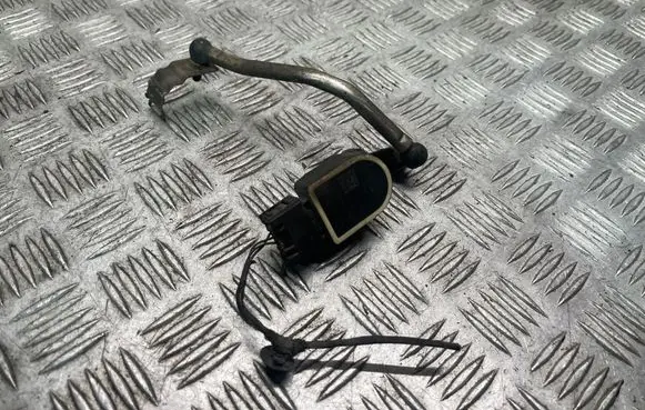 BMW X3 F25 Headlight/headlamp level sensor 6784072