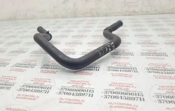 Volkswagen PASSAT B5.5 Engine coolant pipe/hose
