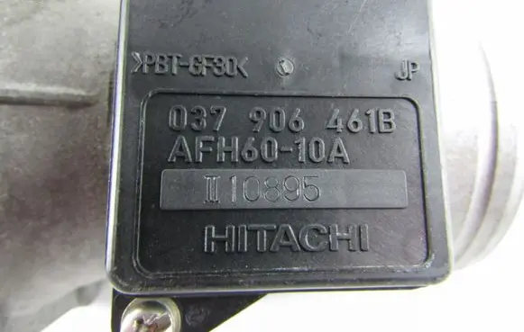 Audi A4 S4 B5 8D Mass air flow meter 037906461B