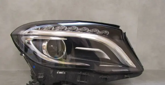 Mercedes-Benz GLA W156 X156 Headlight/headlamp A1569061800