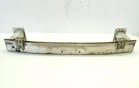 Peugeot 5008 II Front bumper cross member