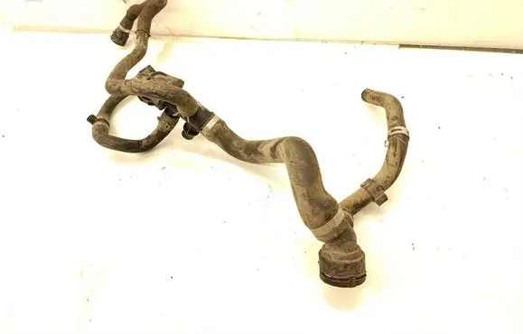 Volvo S80 Engine coolant pipe/hose