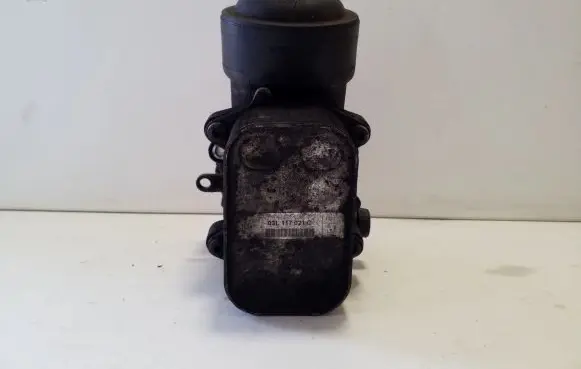 Oil filter mounting bracket