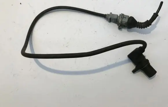 Audi A4 S4 B5 8D Crankshaft position sensor 058906433