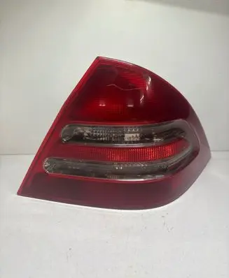 Mercedes-Benz C W203 Rear/tail lights
