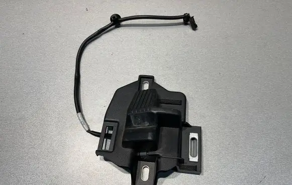 BMW 3 E92 E93 Tailgate/trunk/boot lock/latch/bracket 6979425 52850610