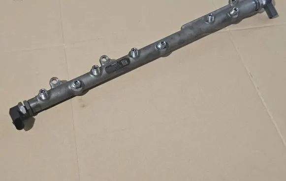 BMW X5 E70 Fuel main line pipe 7795514 0445216015 19591101