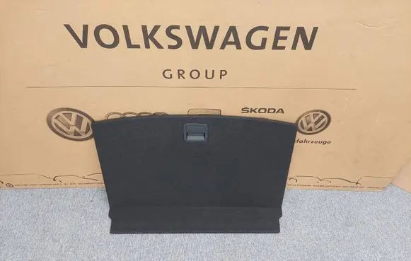 Volkswagen Golf VII Other trunk/boot trim element 5G6858855F 5G6858855