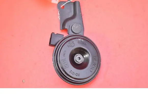 Toyota Yaris Horn signal 86560K0020