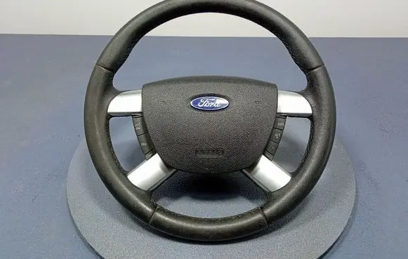 Ford Focus C-MAX Steering wheel 4M51-3600-C
