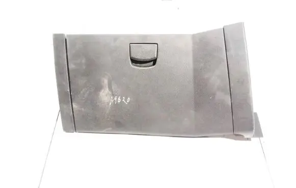 SsangYong Kyron Glove box