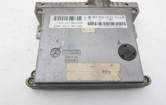 Mercedes-Benz C W202 Engine control unit/module a2025454332