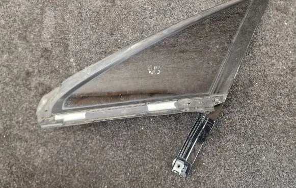 Mercedes-Benz E W238 Rear side window A2386708800 A2386709000