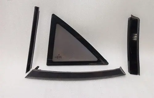 Maybach 57/62 Rear door window glass A2406700112