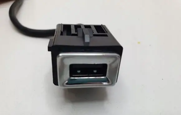 Peugeot 308 Central console control unit 9806048180