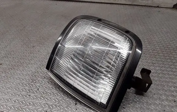 Front indicator light