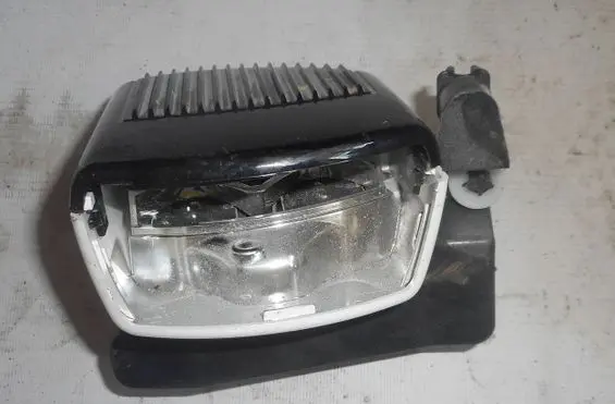 Renault Megane IV Voltage converter/converter module 90069852