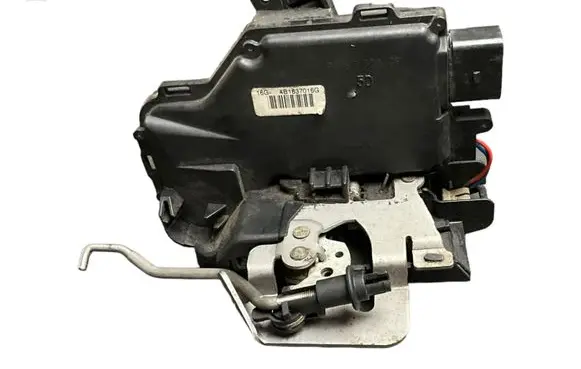 Audi A4 S4 B6 8E 8H Front door lock 4B1837016G