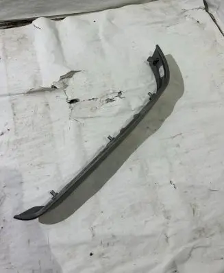 BMW 3 E90 E91 Dashboard glove box trim 7121477