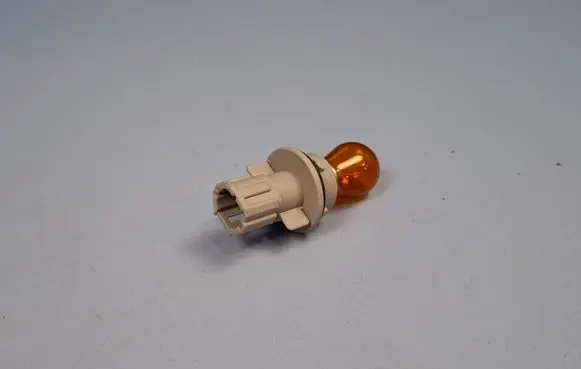 Nissan Qashqai 12 V Socket (rear) PY21W 265554EA0A
