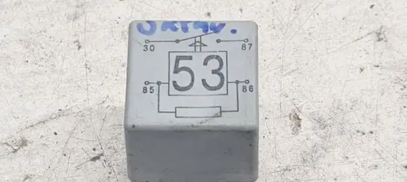 Skoda Octavia Mk1 (1U) Other relay 141951253B