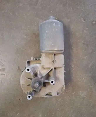 Renault Espace - Grand espace IV Wiper motor 0390241305