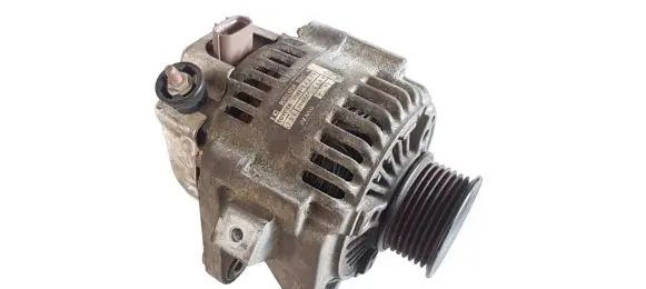 Toyota Camry Generator/alternator 270600H010 TN1022112480