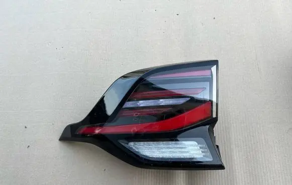 KIA Sportage Rear/tail lights R292462040 A60320230104