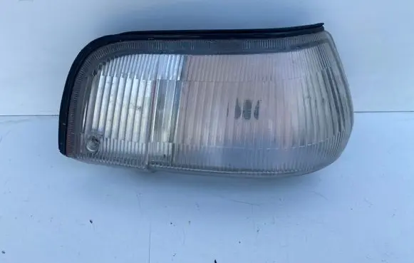 Front indicator light