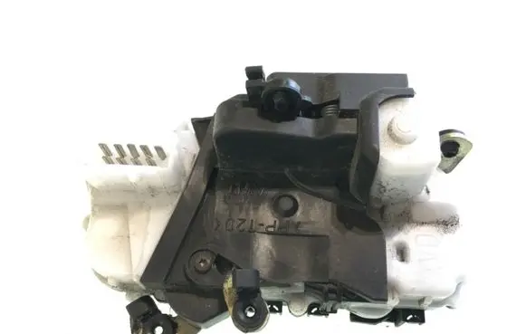 Peugeot 607 Front door lock