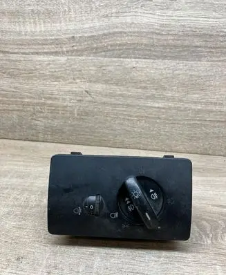 Ford Mondeo Mk III Light switch 1S7T13A024BB
