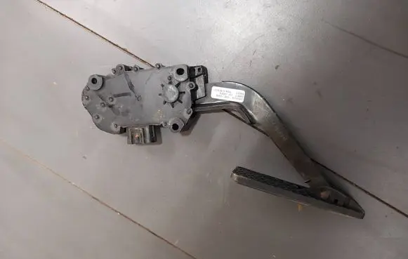 Chrysler Voyager Accelerator throttle pedal 034PE4206 032893 045816